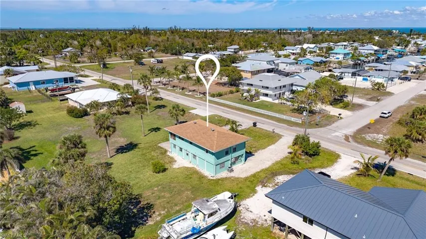 7431 Barrancas Ave, Bokeelia Fl 33922