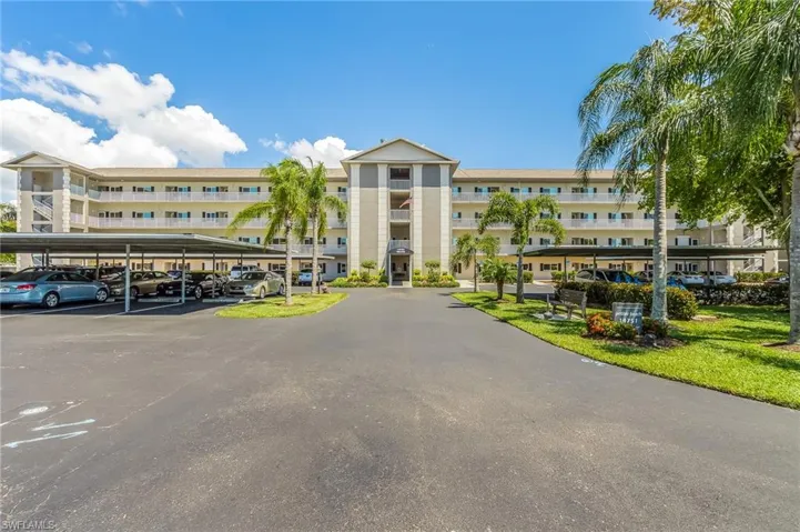 14751 Hole In One Cir 109, Fort Myers, Florida 33919