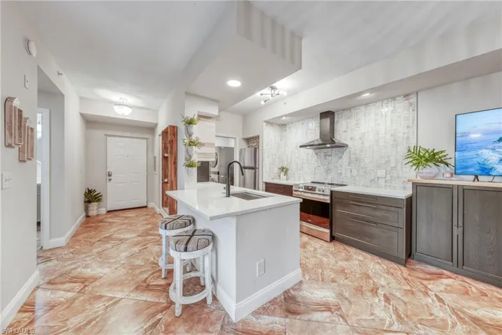 4630  Saint Croix  LN, Naples, FL 34109