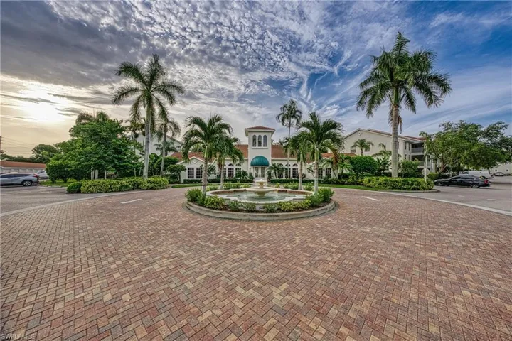 4630  Saint Croix  LN, Naples, FL 34109