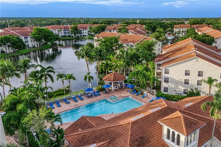 4630  Saint Croix  LN, Naples, FL 34109