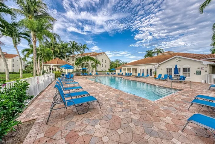 4630  Saint Croix  LN, Naples, FL 34109