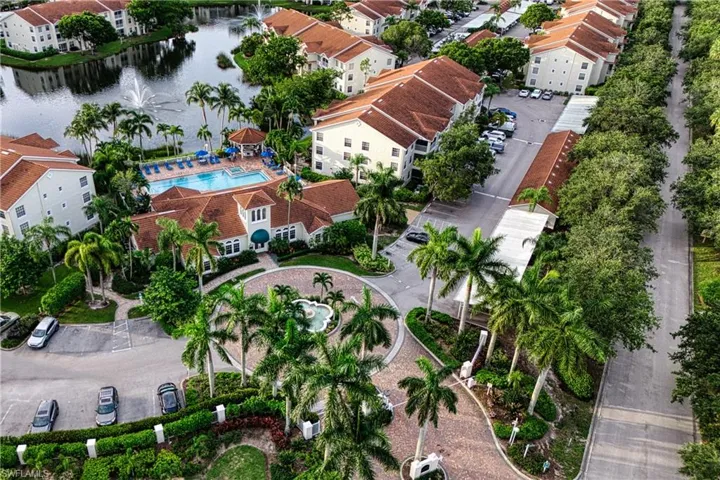 4630  Saint Croix  LN, Naples, FL 34109