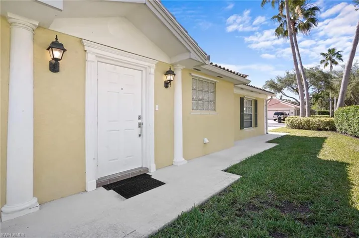 14610  Ferrara  CT, Bonita Springs, FL 34135