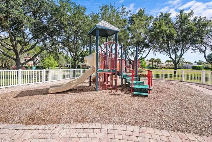 14610  Ferrara  CT, Bonita Springs, FL 34135