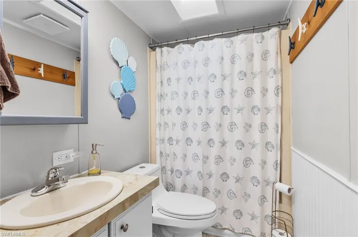 Second Full bathroom.