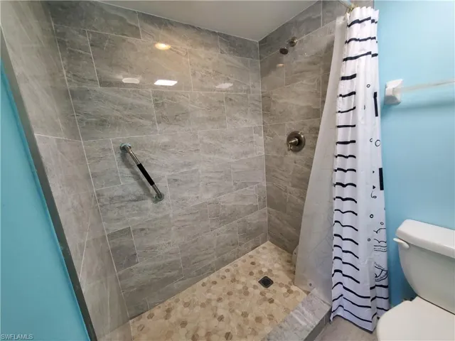 1055 Palm Ave 214, North Fort Myers, Florida 33903