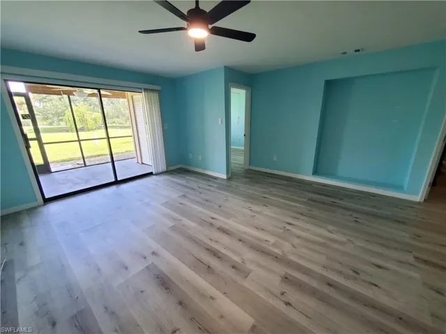 1055 Palm Ave 214, North Fort Myers, Florida 33903