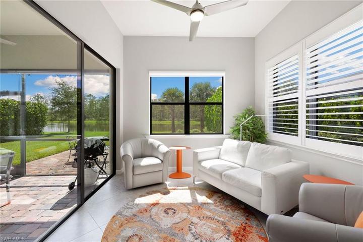 7601  Blackberry  DR, NAPLES, FL 34114
