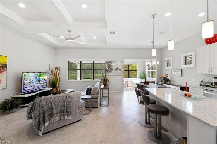 7601  Blackberry  DR, NAPLES, FL 34114