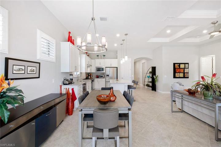 7601  Blackberry  DR, NAPLES, FL 34114