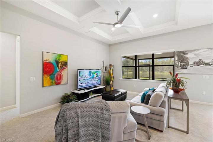 7601  Blackberry  DR, NAPLES, FL 34114