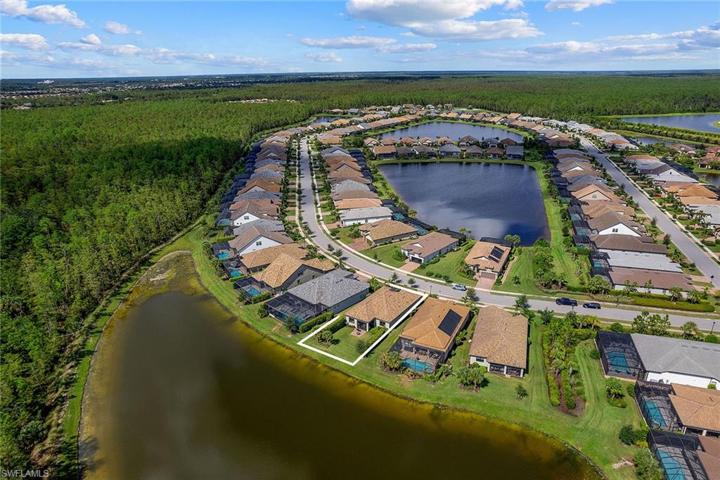 7601  Blackberry  DR, NAPLES, FL 34114