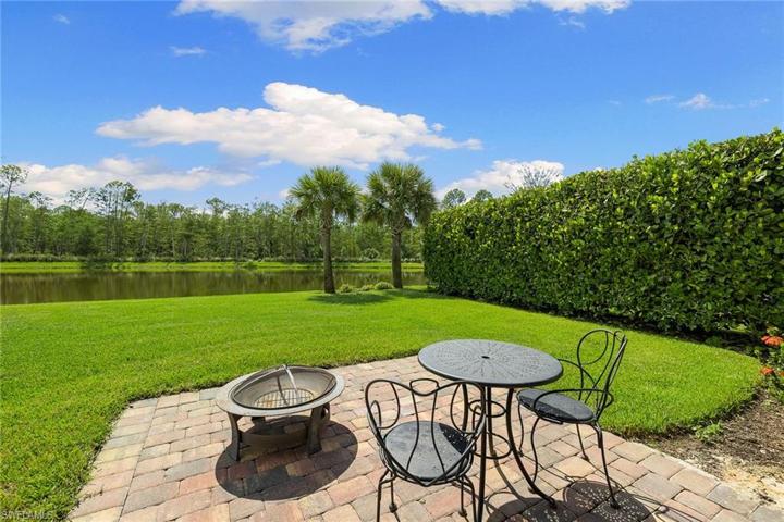 7601  Blackberry  DR, NAPLES, FL 34114