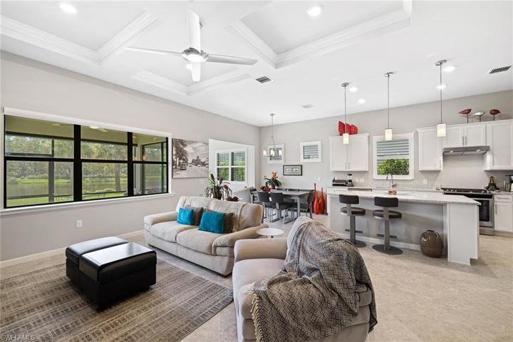 7601  Blackberry  DR, NAPLES, FL 34114