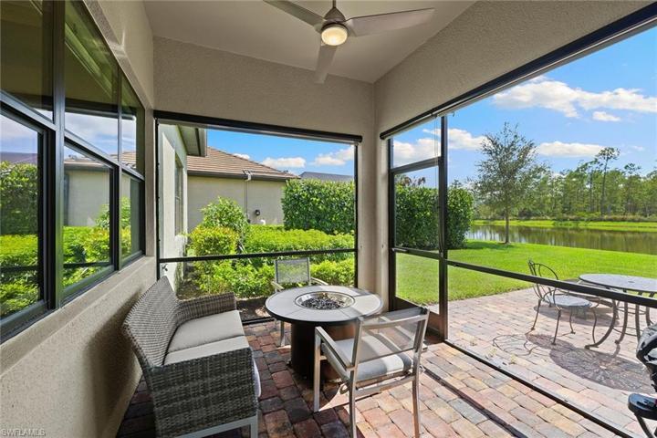 7601  Blackberry  DR, NAPLES, FL 34114