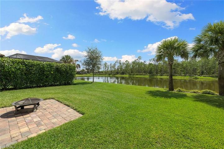 7601  Blackberry  DR, NAPLES, FL 34114