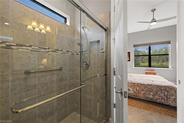 7601  Blackberry  DR, NAPLES, FL 34114