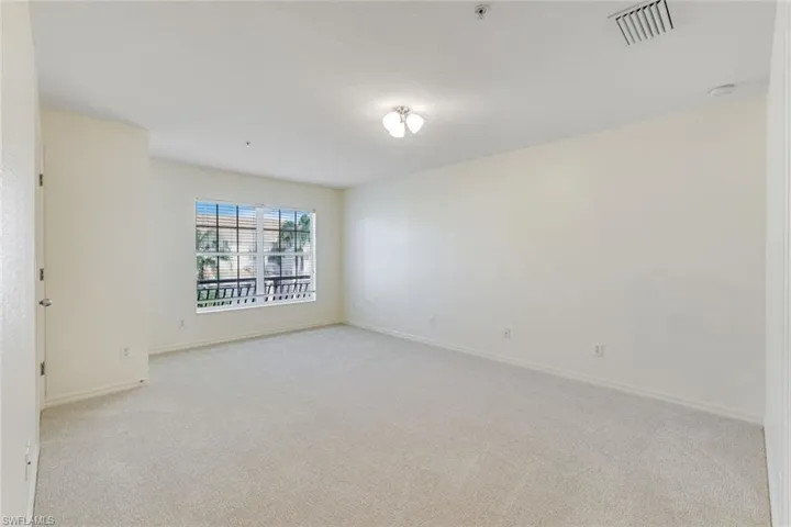 19551 Bowring Park Rd 104, Fort Myers, Florida 33967