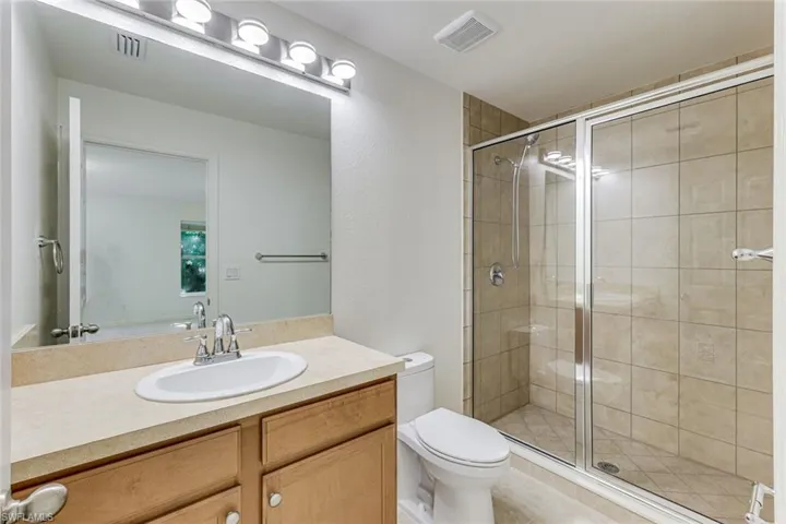 19551 Bowring Park Rd 104, Fort Myers, Florida 33967