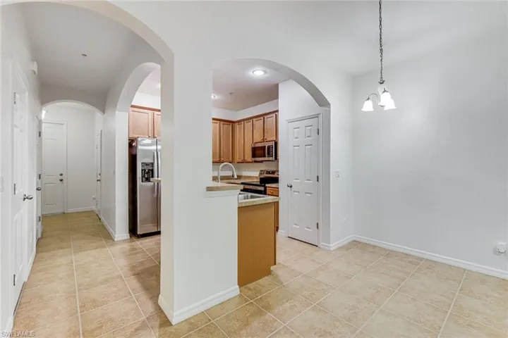 19551 Bowring Park Rd 104, Fort Myers, Florida 33967