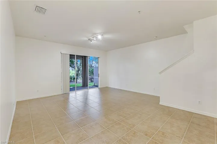19551 Bowring Park Rd 104, Fort Myers, Florida 33967