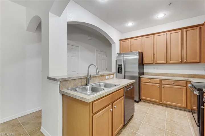 19551 Bowring Park Rd 104, Fort Myers, Florida 33967