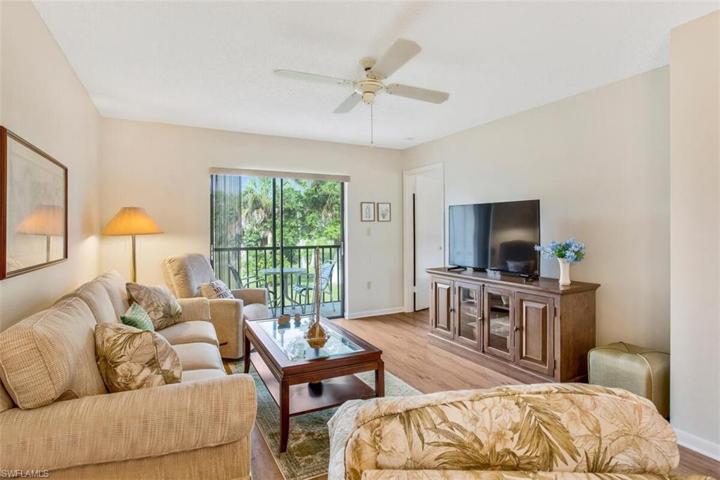 ceiling fan provides a lovely soft breeze, nice view from your private screened lanai