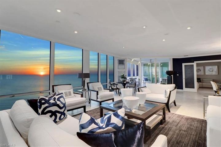 Dreamy Sunset Views