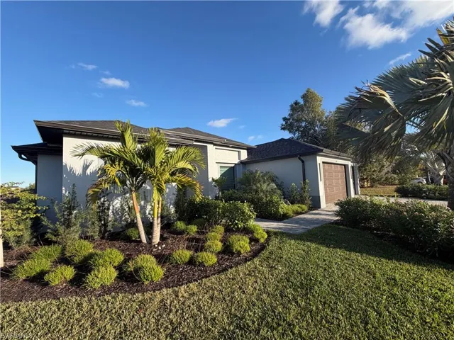 1621 Sw 10th Pl, Cape Coral, Florida 33991