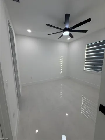 1621 Sw 10th Pl, Cape Coral, Florida 33991