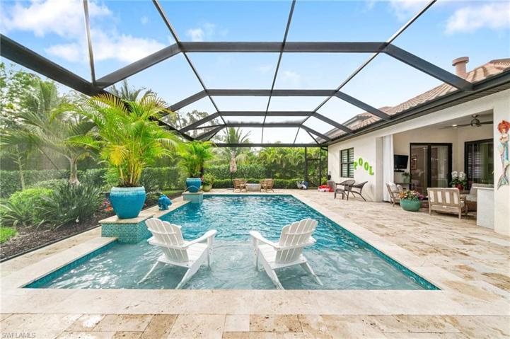 The sundeck in the pool, is a must have upgrade in Florida.  Stay cool, sitting in the shallow water, while you soak up the rays.