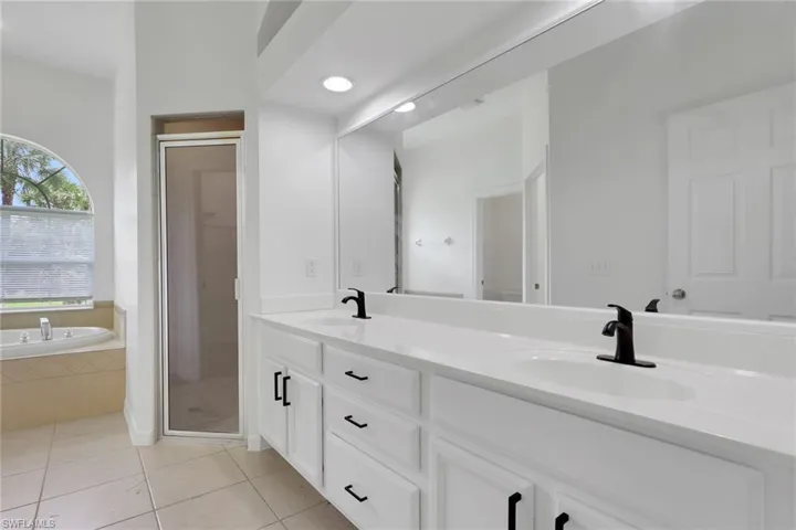 3665 24th Ave Se, Naples, Florida 34117
