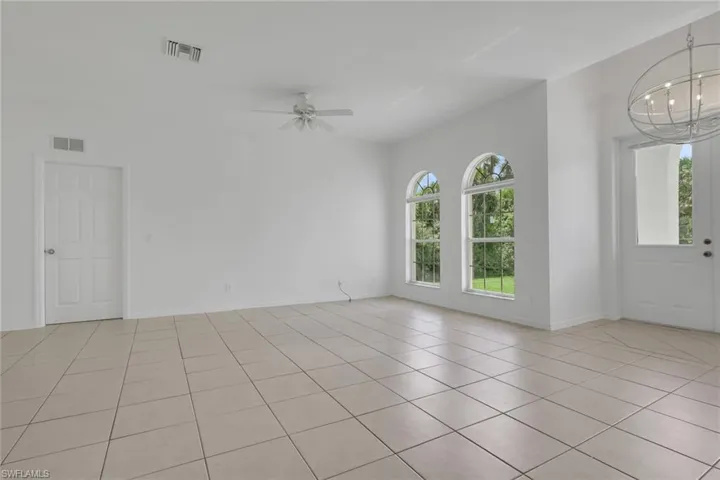 3665 24th Ave Se, Naples, Florida 34117