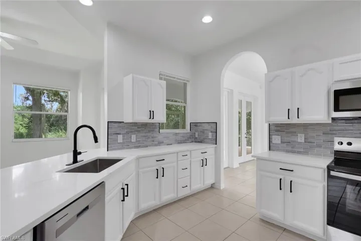 3665 24th Ave Se, Naples, Florida 34117