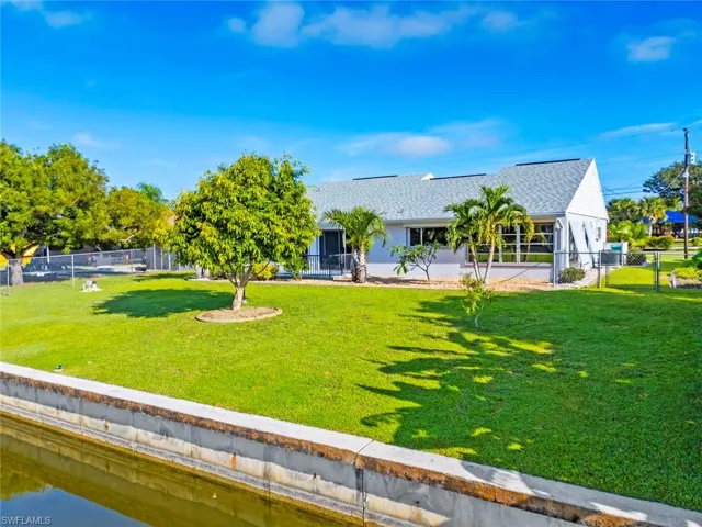 1010 Ne 3rd St, Cape Coral, Florida 33909