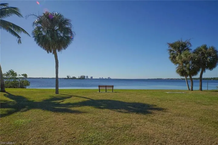 2185  Club House  RD, North Fort Myers, FL 33917