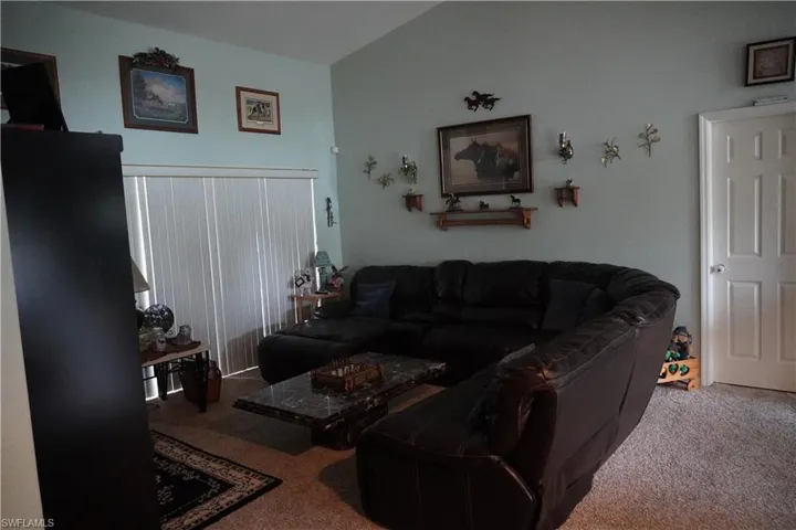 274  Justene  CIR, Lehigh Acres, FL 33936