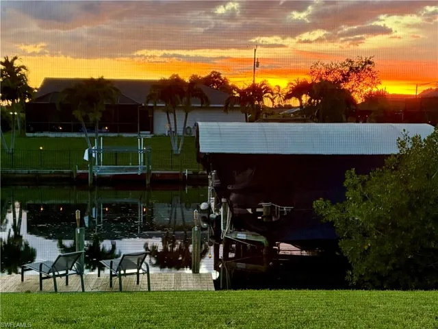 The most beautiful sunsets due to the rear western exposure