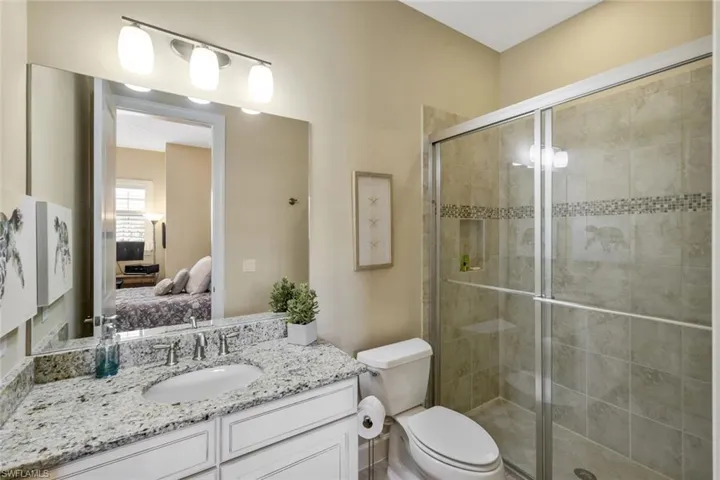 En-suite guest bathroom.
