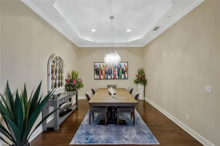 Please note the STUNNING chandelier.
