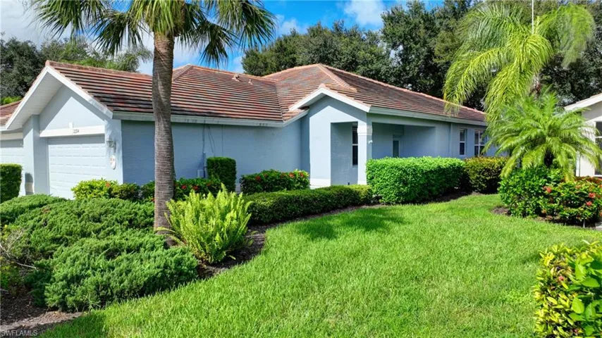 2294 Carnaby Ct, Lehigh Acres, Florida 33973