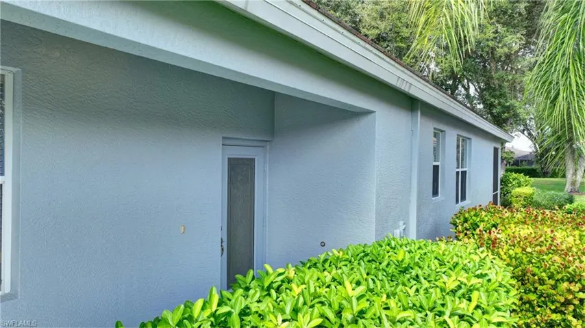 Side entry
