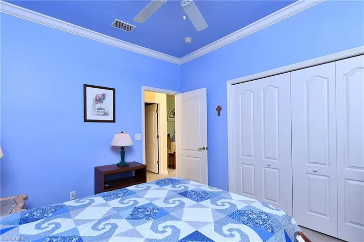 2294 Carnaby Ct, Lehigh Acres, Florida 33973