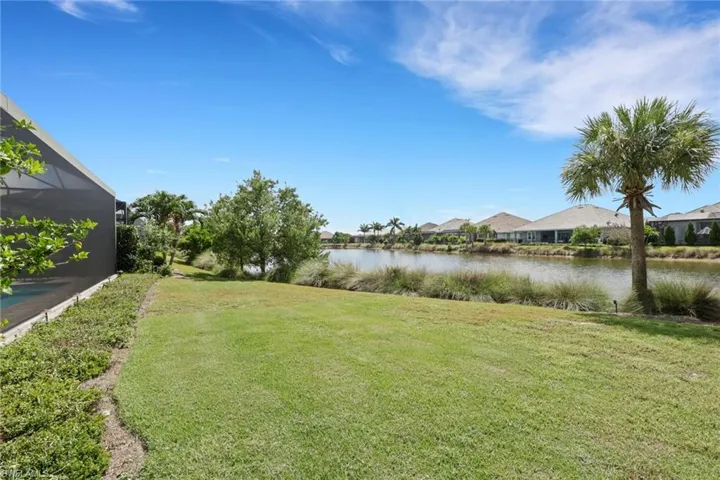 6136 Rodney Bay Ln, Naples, Florida 34113