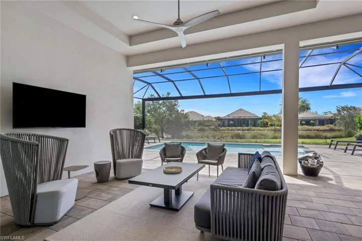 6136 Rodney Bay Ln, Naples, Florida 34113