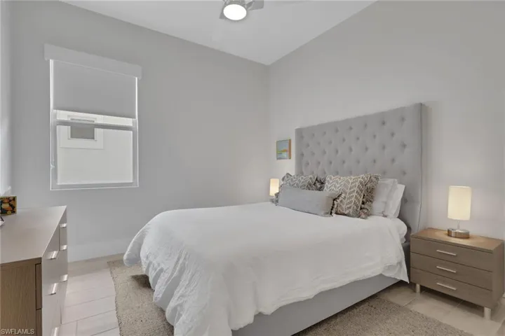 6136 Rodney Bay Ln, Naples, Florida 34113
