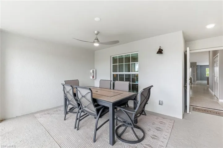 Screened Front Porch Entry