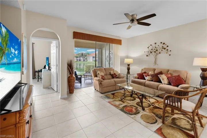 6336 Huntington Lakes CIR # 102, NAPLES FL 34119