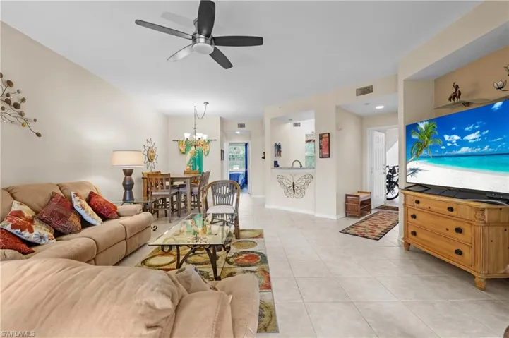 6336 Huntington Lakes CIR # 102, NAPLES FL 34119